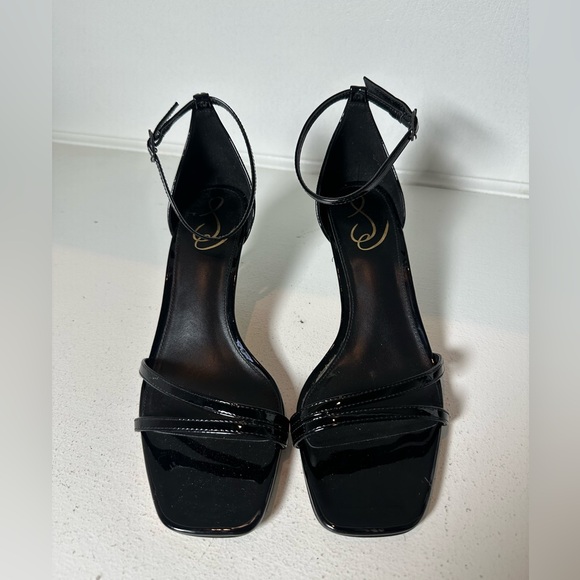 **SOLD**Sam Edelman Black Patent Ankle Strap Heels Women’s 8.5 Minimal Chic - Picture 2 of 9